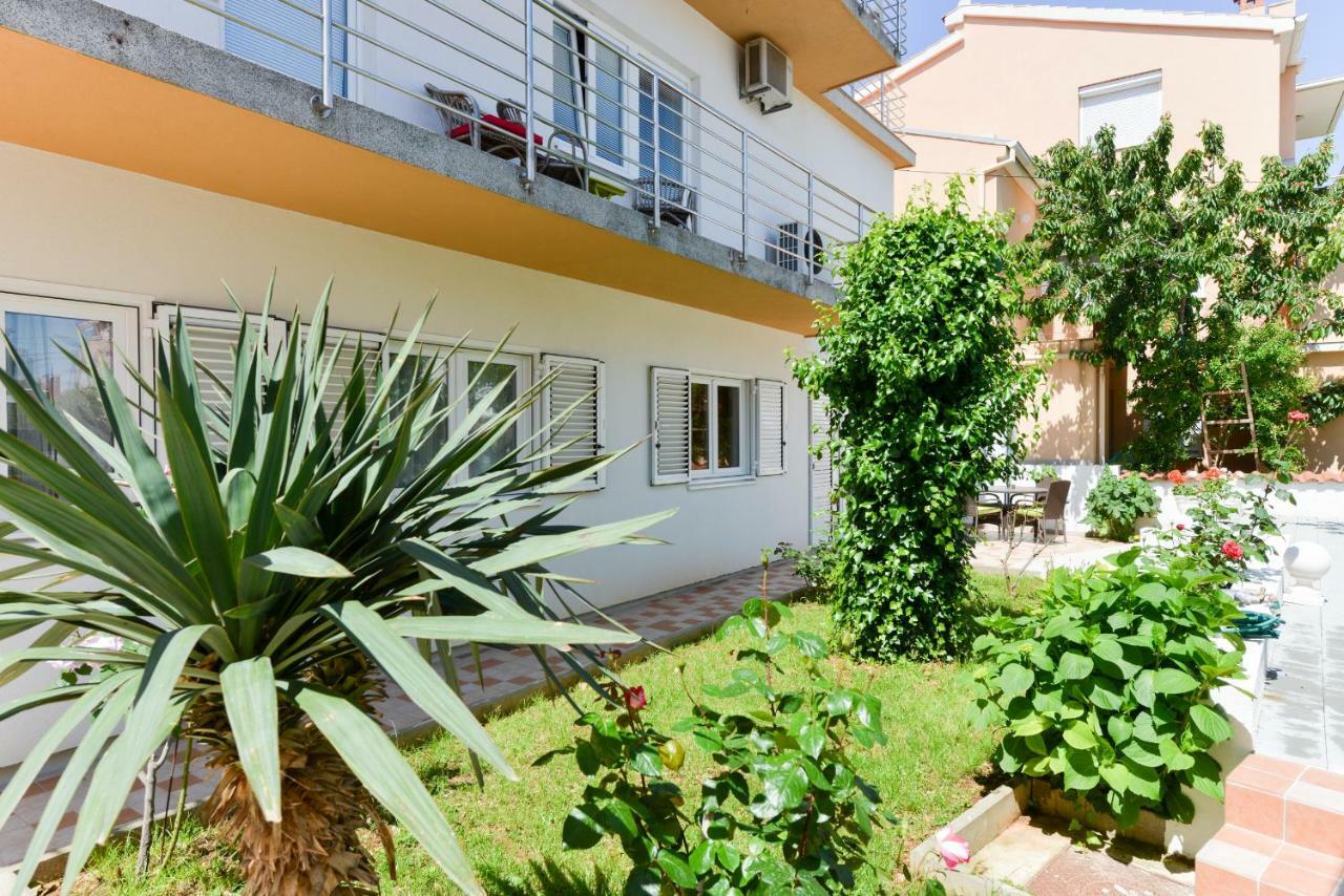 Apartmani Mandic With Parking ザダル エクステリア 写真