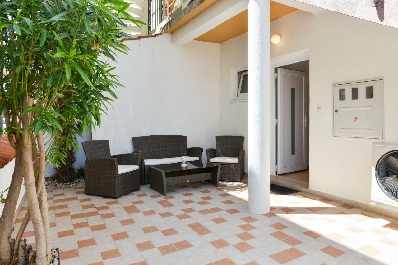 Apartmani Mandic With Parking ザダル エクステリア 写真