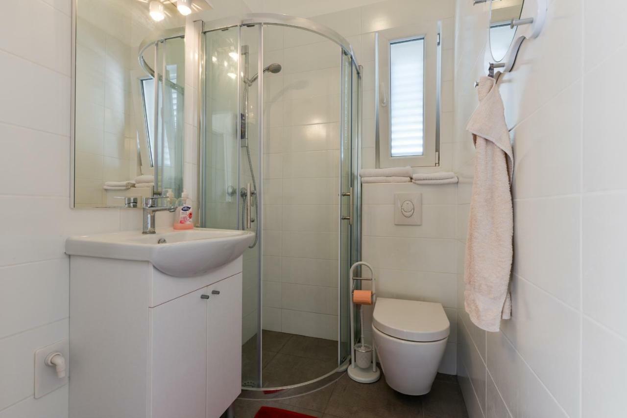 Apartmani Mandic With Parking ザダル エクステリア 写真